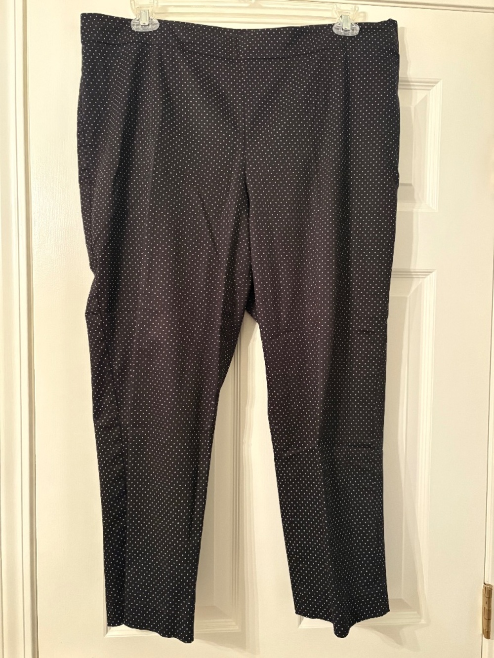 Talbots size 16 summer pants, ankle length polka dot